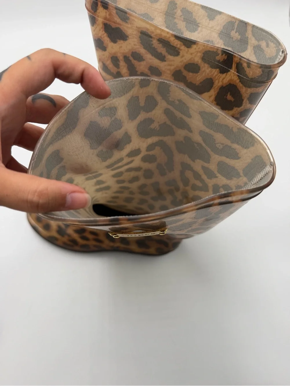 Guess Leopard Print Rain Boots Women’s Size 8 Waterproof Rubber Mid Calf